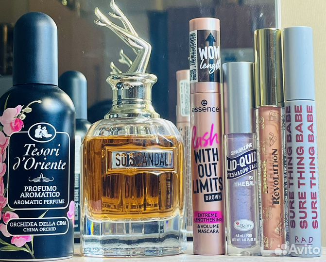 Сет косметики и парфюма