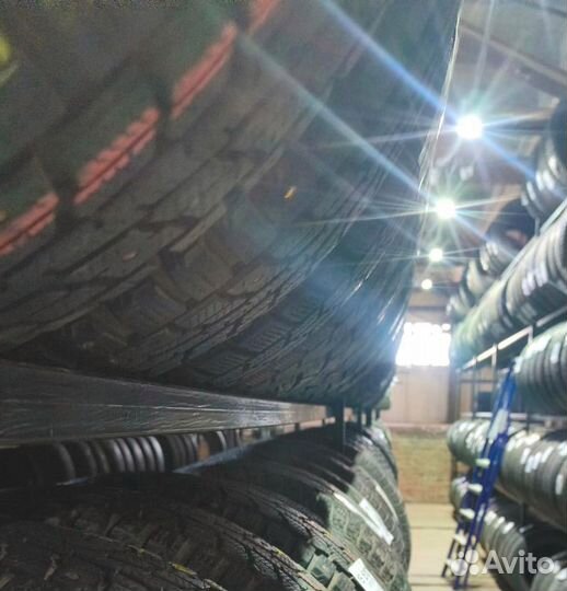 Kumho WinterCraft SUV Ice WS31 215/70 R16 100R