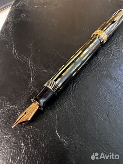 Перьевая ручка Parker Duofold Junior 1940-x годов