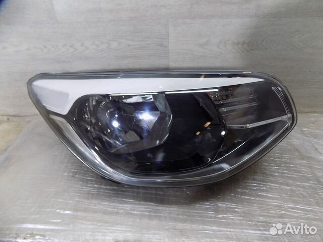 Фара правая Kia Soul