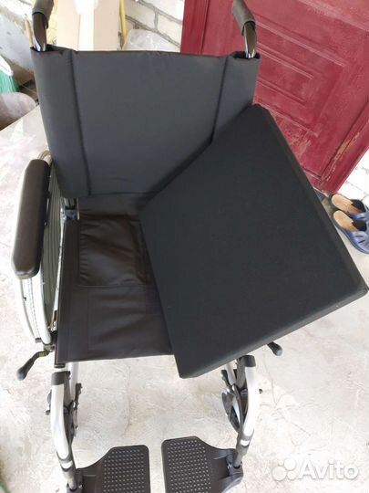 Коляска инвалидная