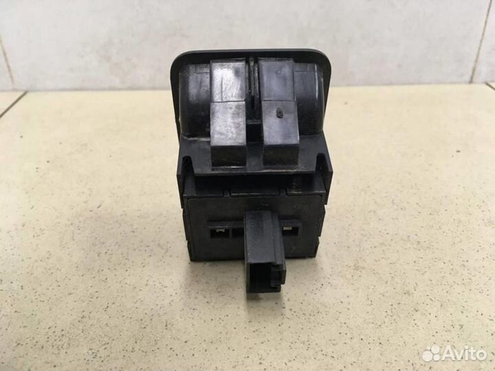 Блок управления стеклоподъемниками Caddy III 2004