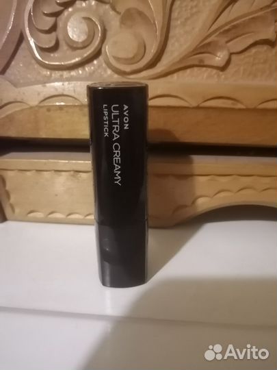 Помада новая, парфюм Avon