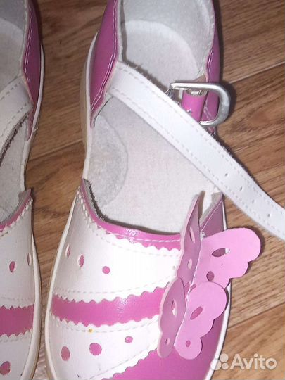 Сандали для девочки