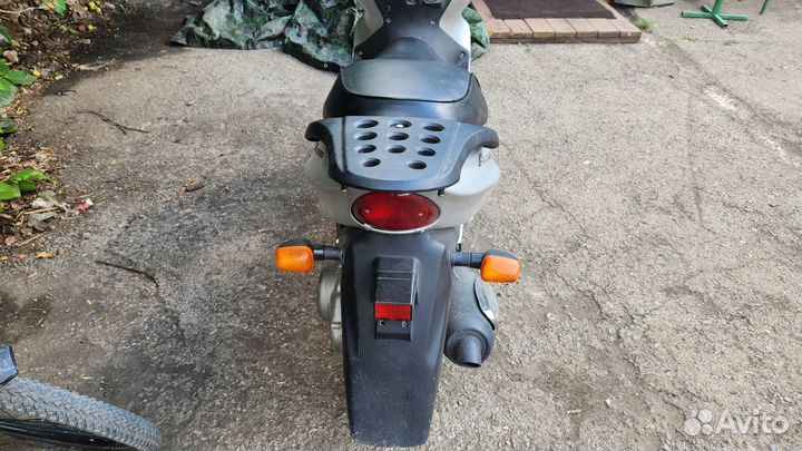 Suzuki avenis 150