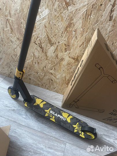 Трюковой самокат