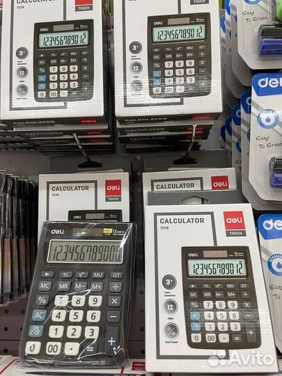 Настольный компактный калькулятор deli