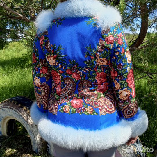 Куртка из платка с натуральным мехом