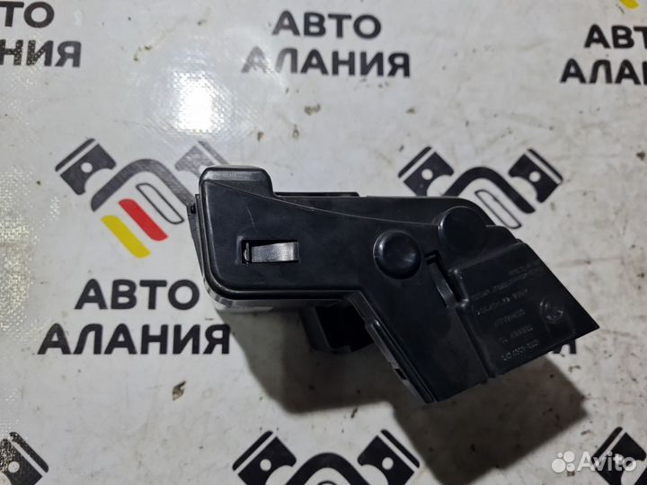 Вывод плюса акк.батареи Bmw E65 N62 2002