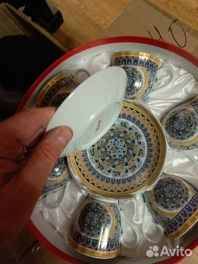 Набор столовой посуды (чайный сервиз)