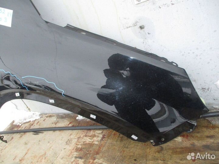 Крыло переднее правое Kia Sorento 3 (UM)