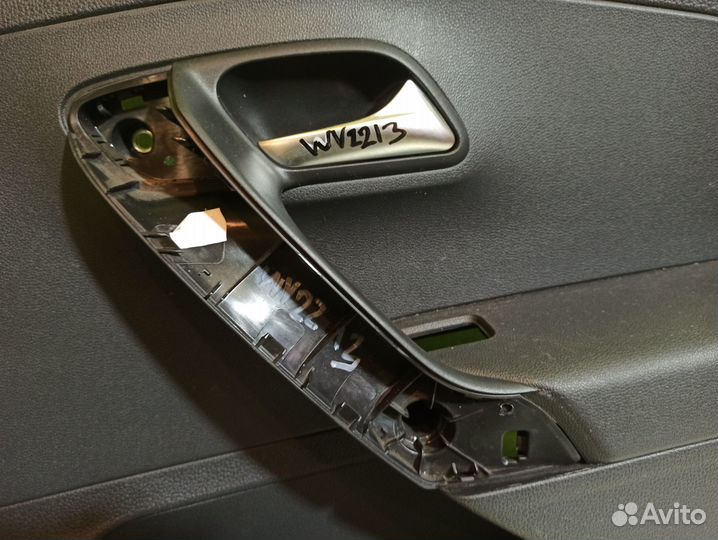 Обшивка двери правой Volkswagen Polo
