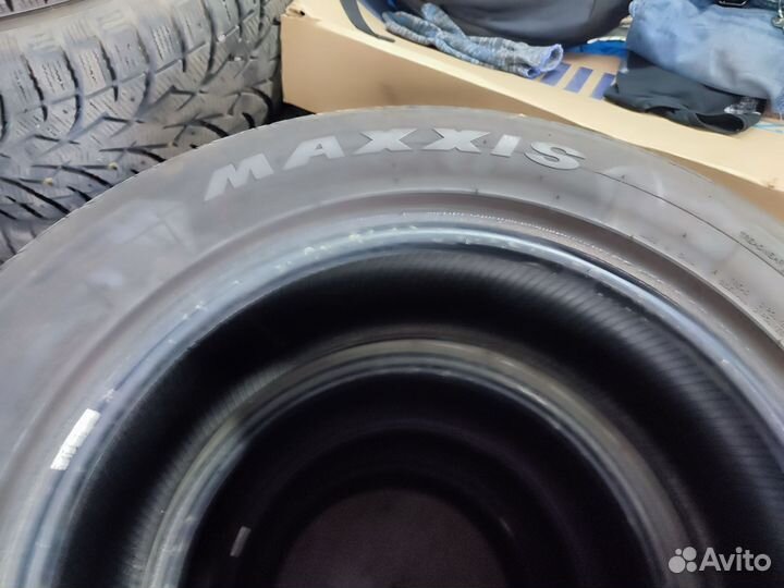 Maxxis MA-Z4S Victra 245/60 R18 105