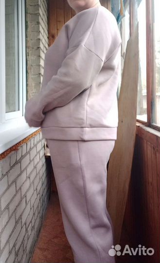 Костюм женский