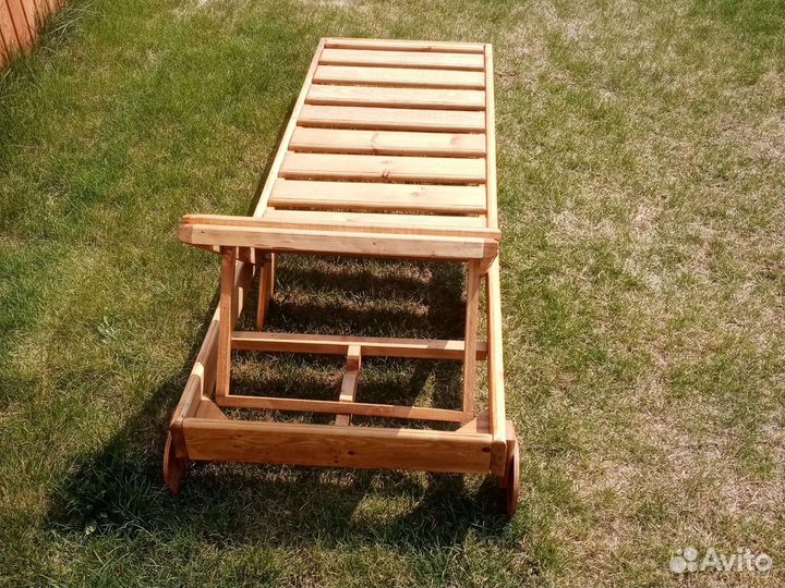 Шезлонг для дачи и дома