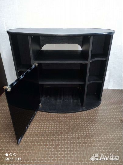 Тумба под телевизор