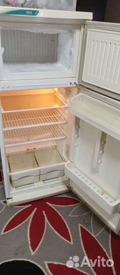 Холодильник Stinol