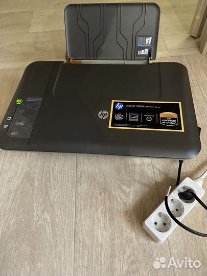 Принтер HP deskjet 2050A