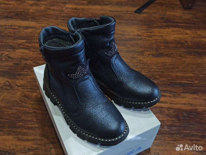 Сапоги демисезонные для девочки