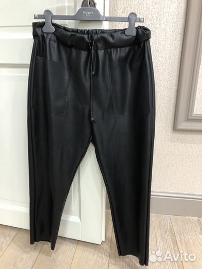 Брюки кожа Zara