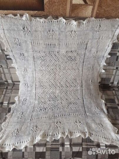 Пуховый платок - паутинка