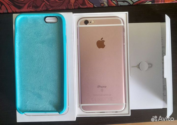 Телефон iPhone 6s