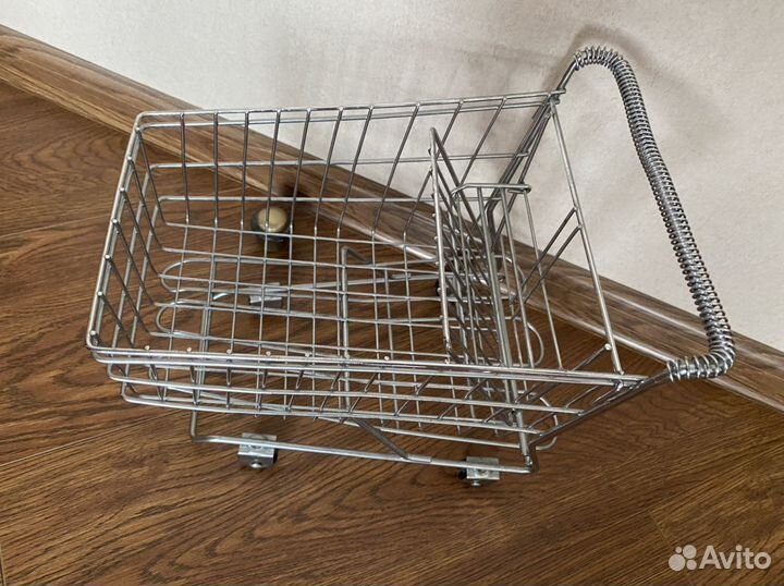 Тележка декоративная