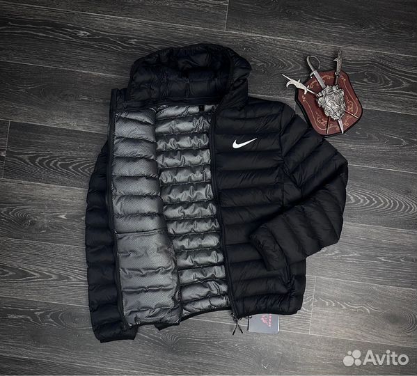 Мужская Куртка Nike лёгкая демисезонная