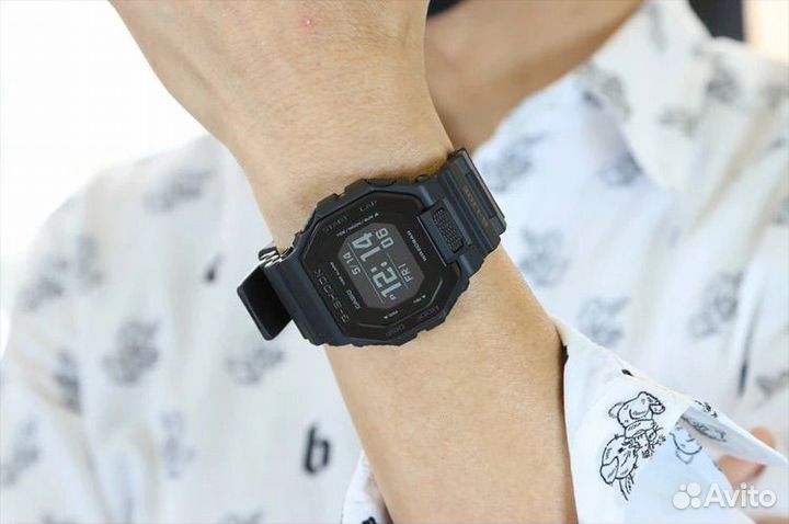 Оригинальные часы Casio G-Shock GBX-100NS-1E