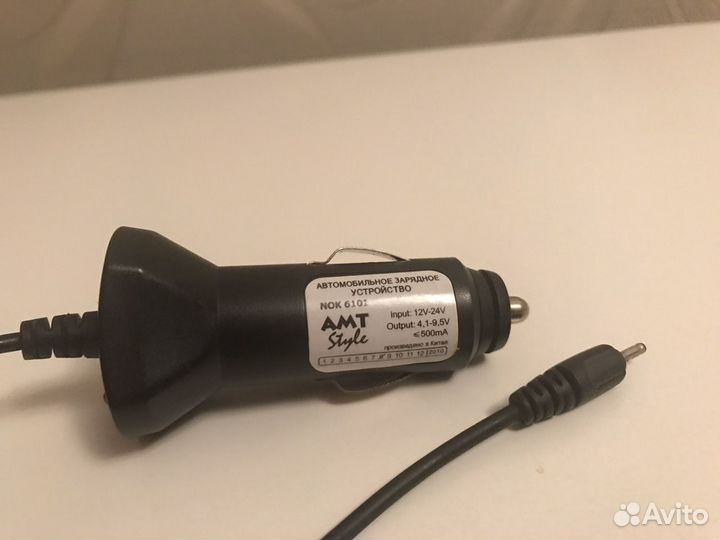 Автомобильное зарядное устройство Nokia