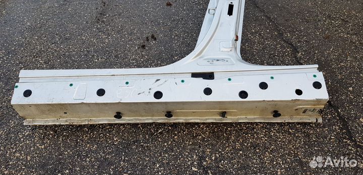 BMW 3 E90 Порог Левый Средняя стойка