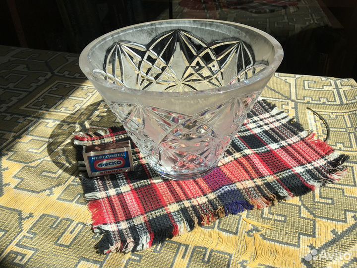 Вазы хрустальные