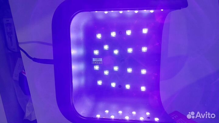 Лампа для ногтей