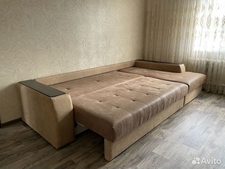 Угловой диван