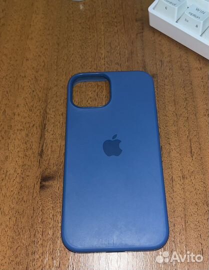 Оригинальный чехол на iPhone 13 mini