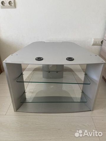 Стол под телевизор