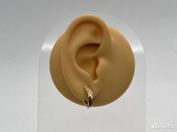 Золотые серьги 585 пробы