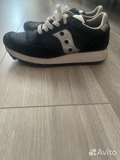Кроссовки saucony jazz женские