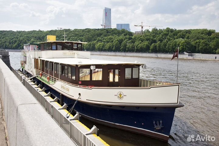 Аренда теплохода Царица Елена