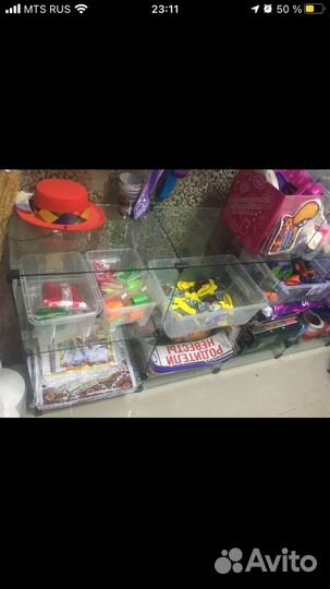 Стеллаж стеклянный