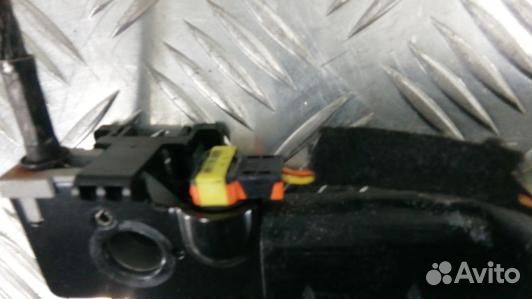 Ремень безопасности с пиропатроном сиденья передне