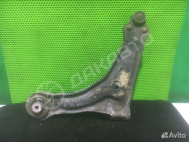 Рычаг передний правый Mercedes-Benz V W638