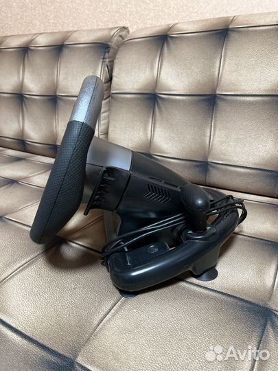 Игровой руль defender