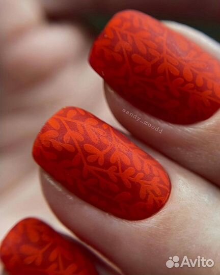 Маникюра, педикюр, гель-лак