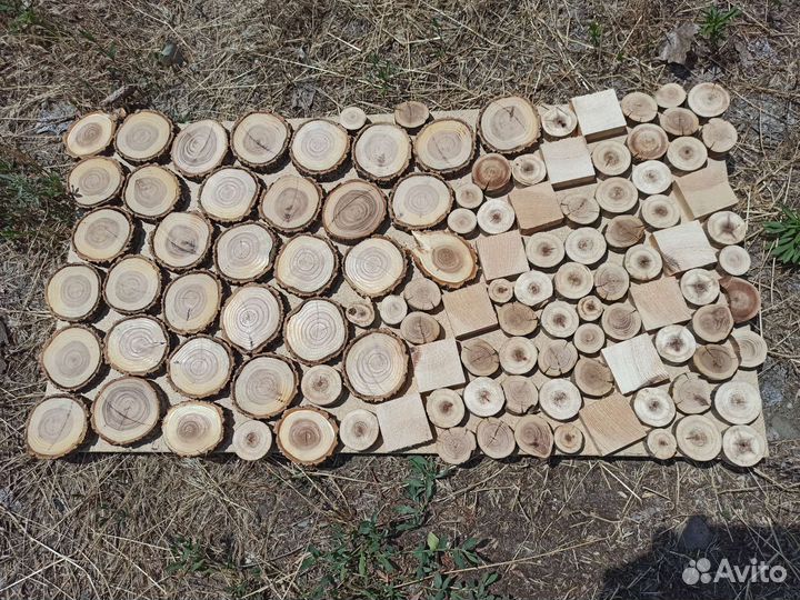 Панно из дерева, спилы дерева, декор