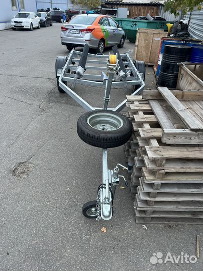 Лодочный прицеп