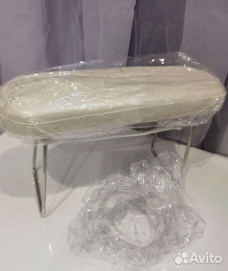 Подставка для рук маникюрная