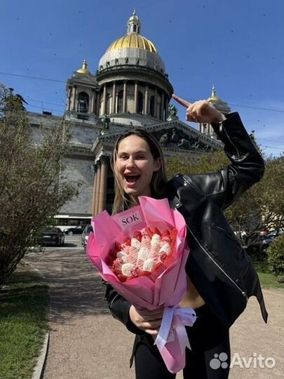 Букет из клубники в шоколаде на праздник