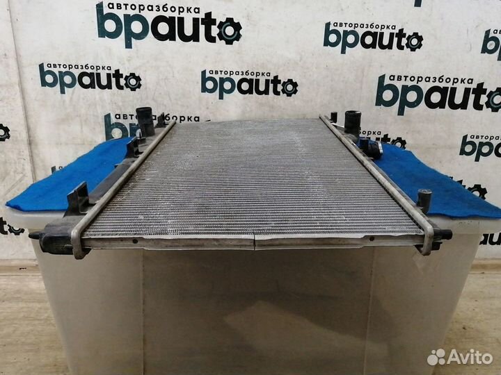 Радиатор охлаждения 21400D072A Mitsubishi