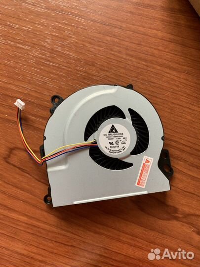 Вентилятор (кулер) для ноутбука